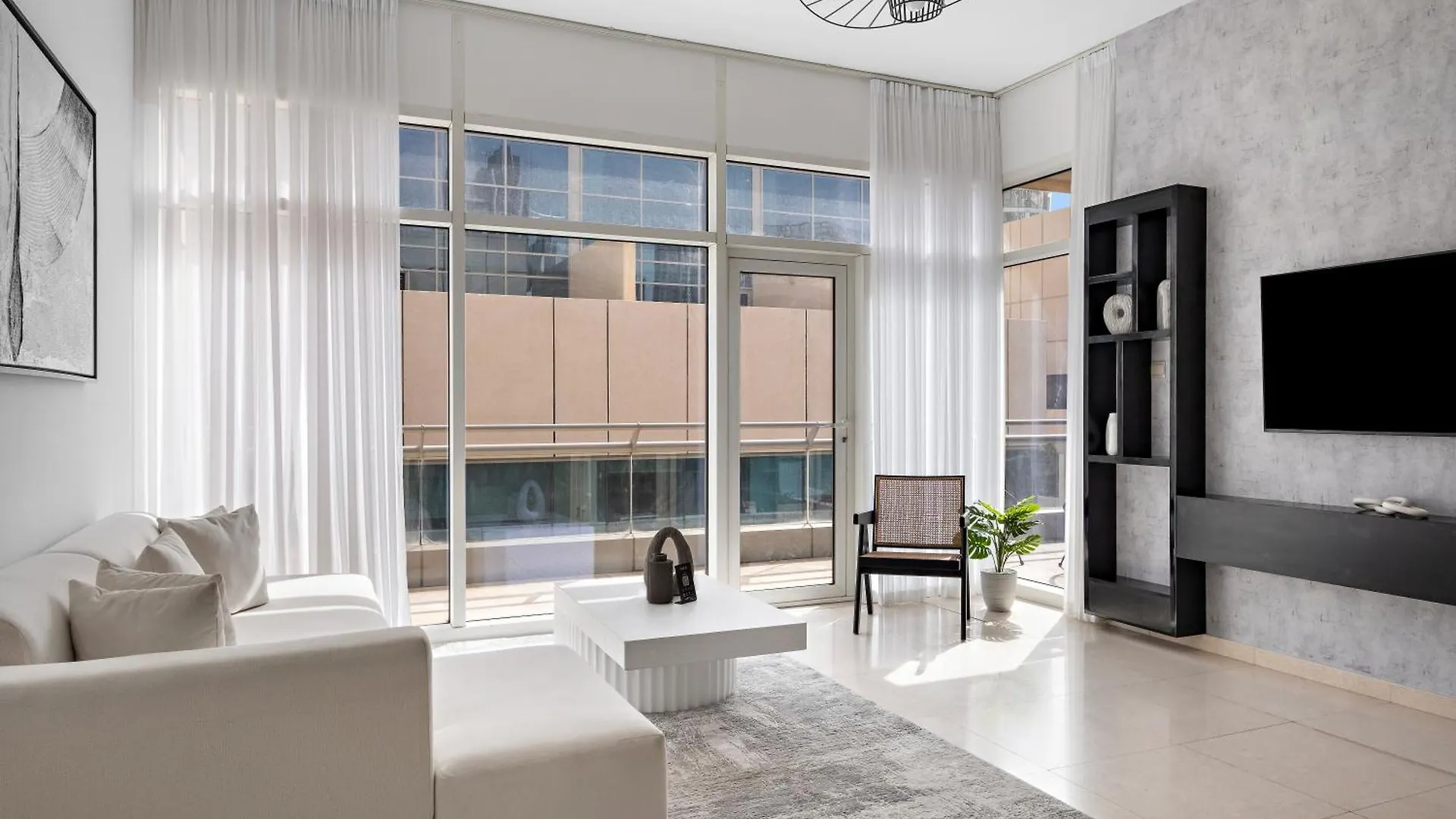 1Br With Study City View In Bay Square B13 Dubai Daire